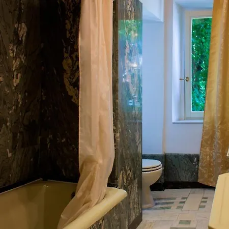 Sleeps 10 Pool Air Con Wifi 빌라 몰트라지오